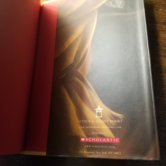 Harry Potter And The Deathly Hallows Hardcover Book J. K. Rowling - Picture 8 of 11